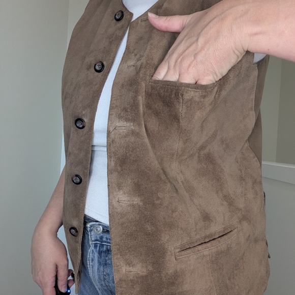 Vintage Brown Suede Vest With Adjustable Back Mens M - Picture 14 of 17